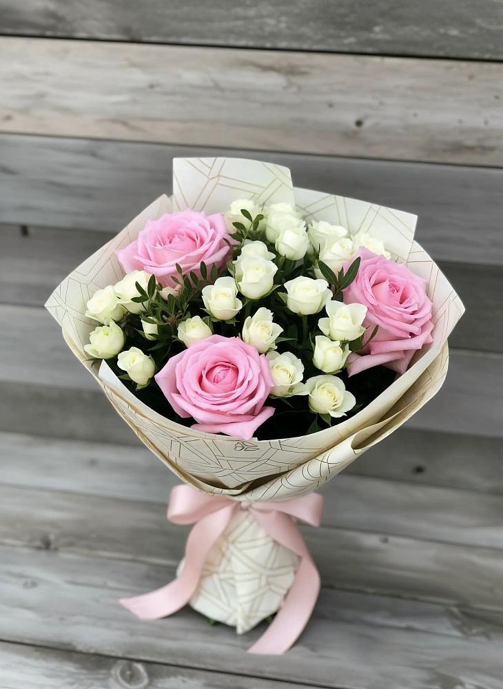 Букет цветов из: Розы в Хасавюрте