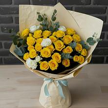 Букет цветов из:  Розы в Хасавюрте