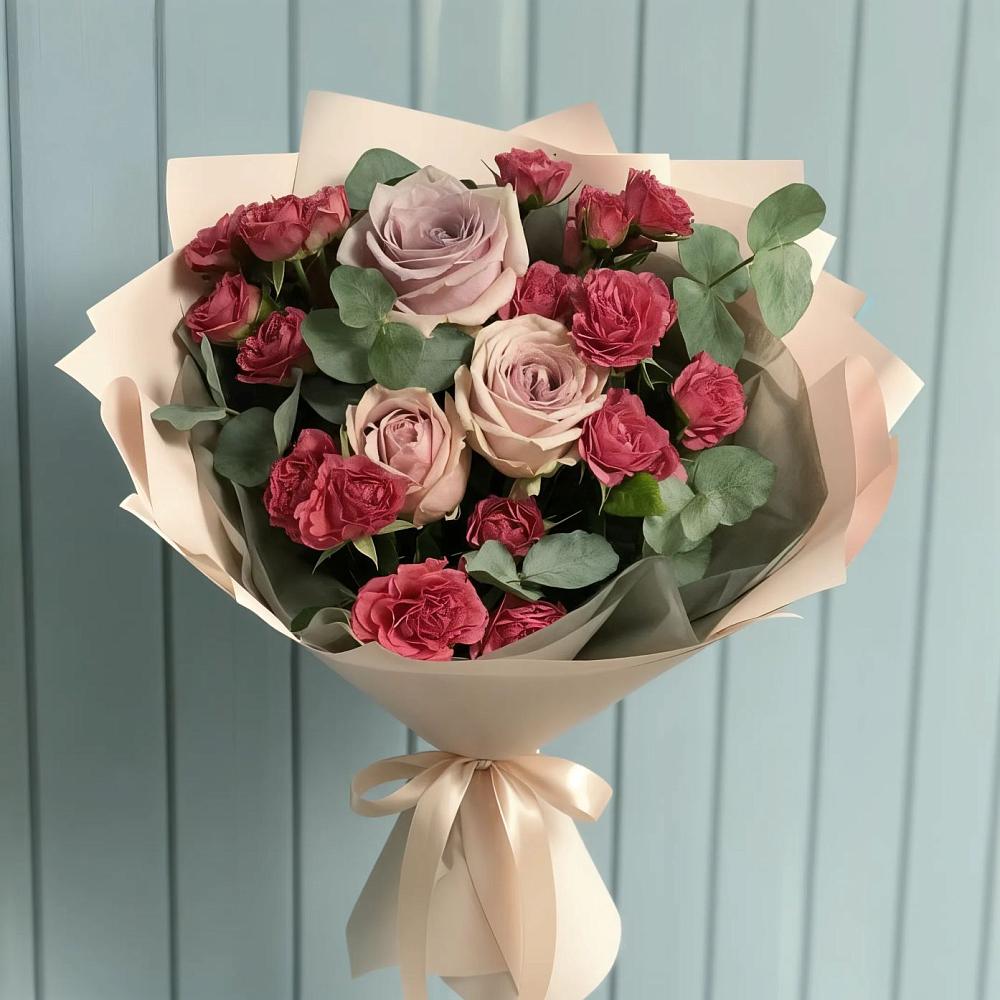 Букет цветов из: Гвоздики и Розы в Хасавюрте