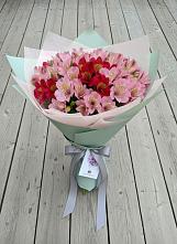 Букет цветов из:  Альстромерии в Хасавюрте