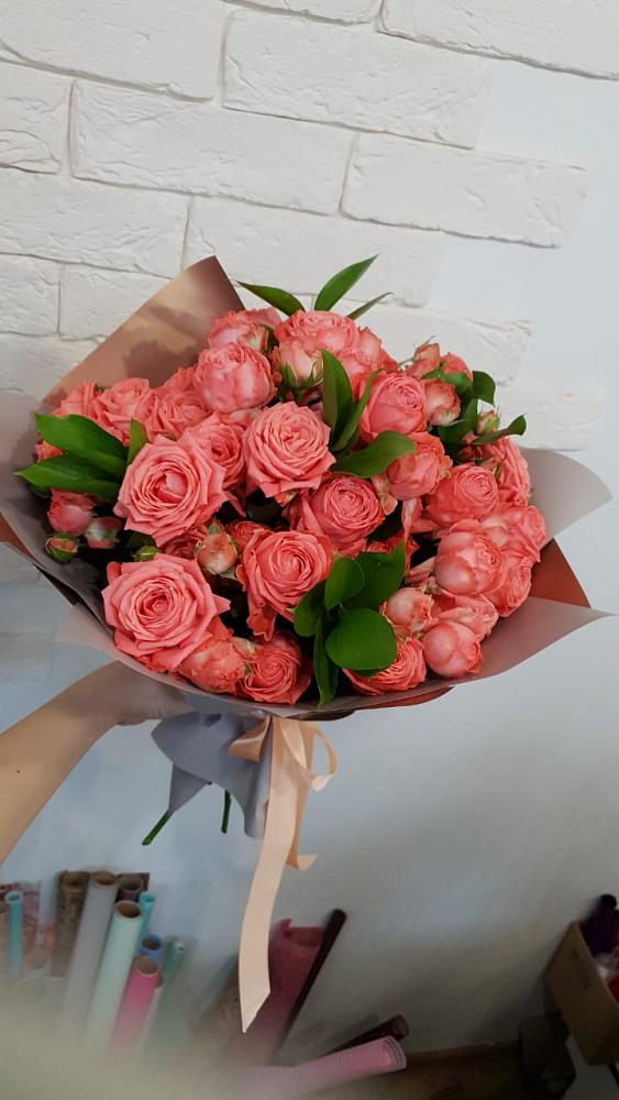 Букет цветов из: Розы в Хасавюрте