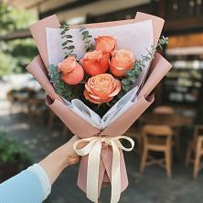 Букет цветов из:  Розы в Хасавюрте