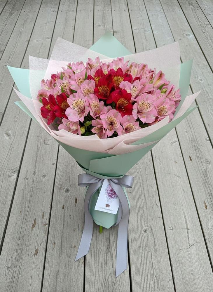 Букет цветов из: Альстромерии в Хасавюрте