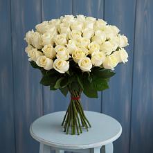 Букет 51 Белая роза Эдлесс Лав в Хасавюрте