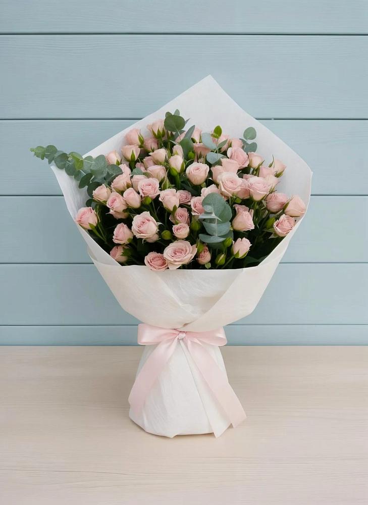 Букет цветов из: Розы в Хасавюрте