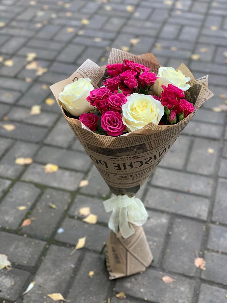Букет цветов из: Розы в Хасавюрте