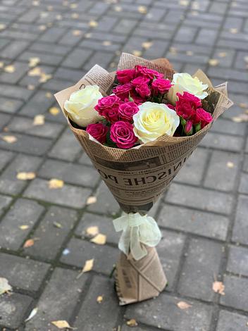 Букет цветов из: Розы в Хасавюрте