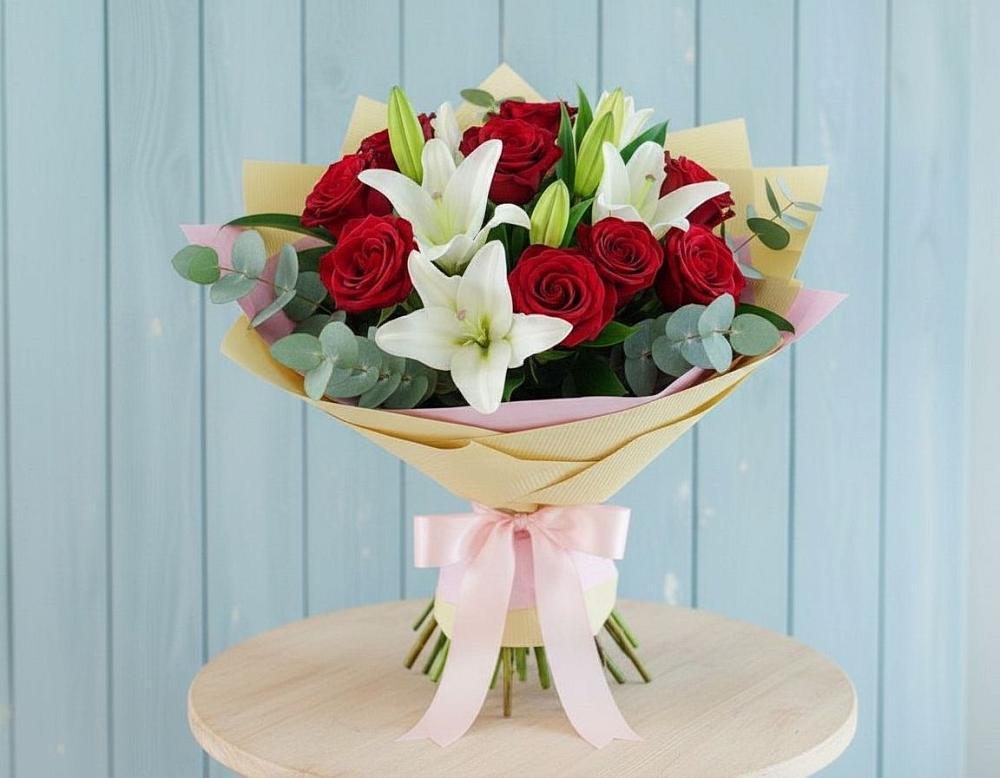 Букет цветов из: Лилии и Розы в Хасавюрте